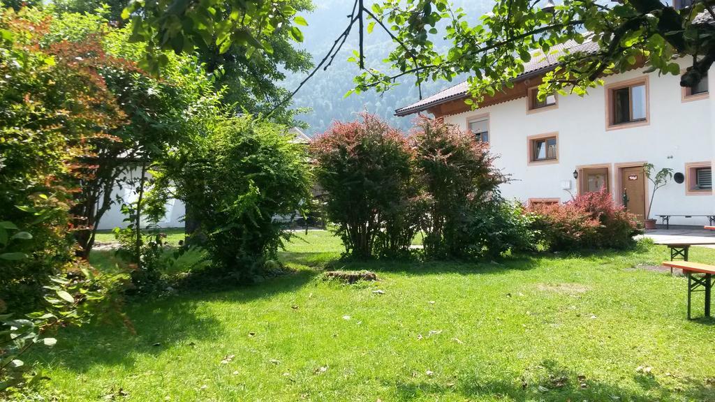 Gassnerwirt Radfeld Hotel Екстериор снимка